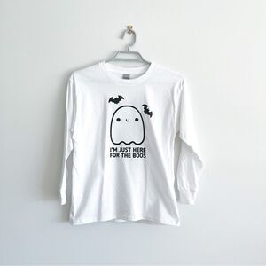 I’m just here for the boos // Silas + the sloth // small shop // size med